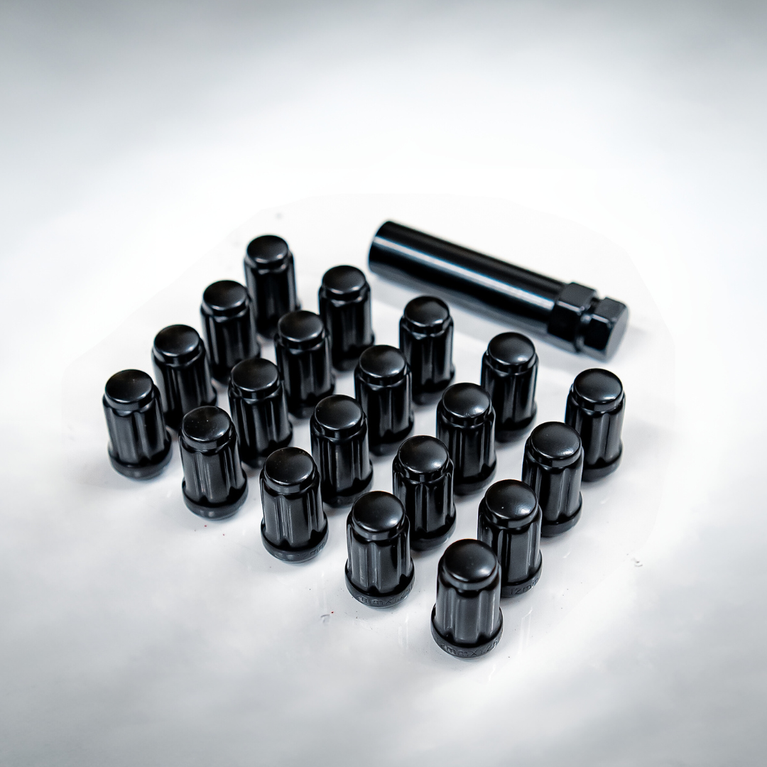 Flat black lug deals nuts